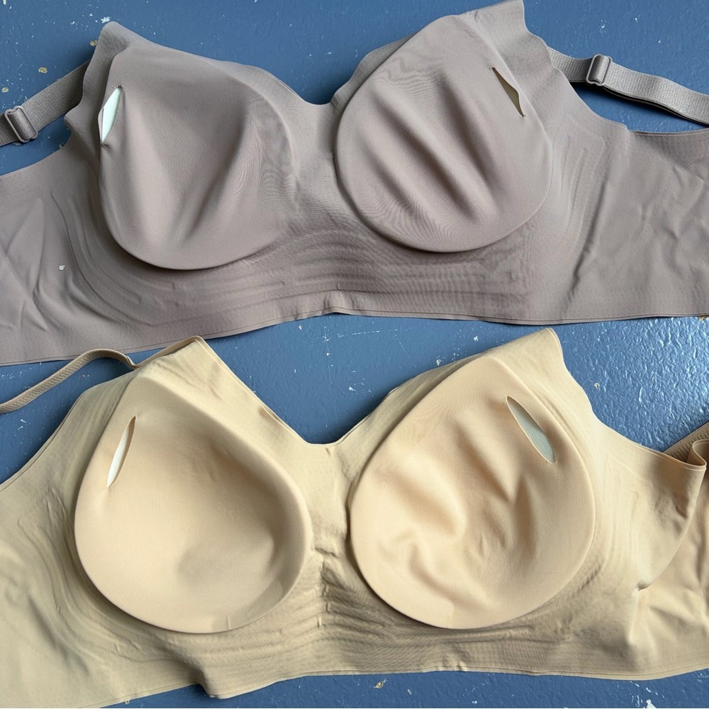 Seamless Bras,Set of 2, New, Size M - Picture 2 of 9